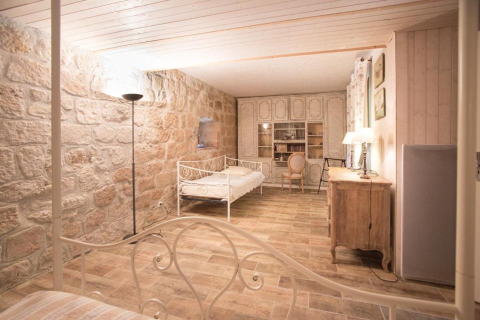 Chateau De Pleneselve Bon-Encontre Eksteriør billede